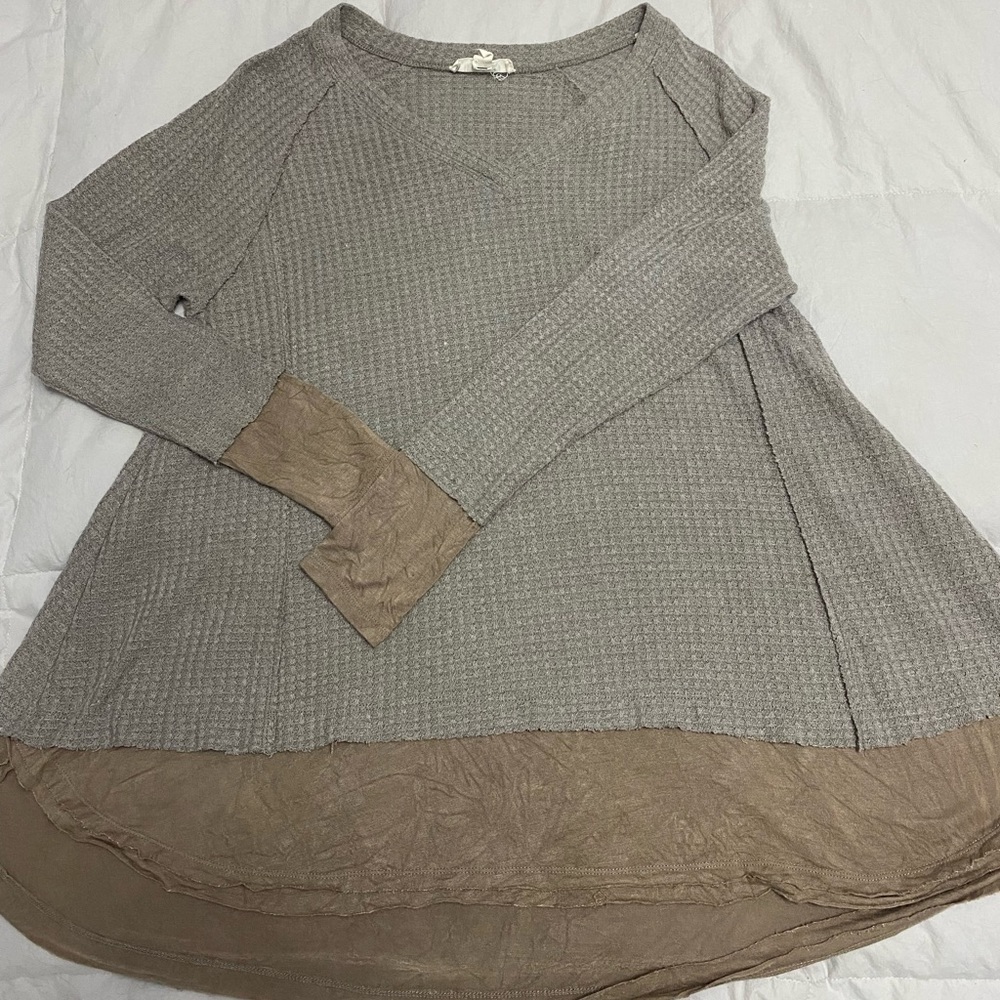 Waffle knit longsleeve shirt